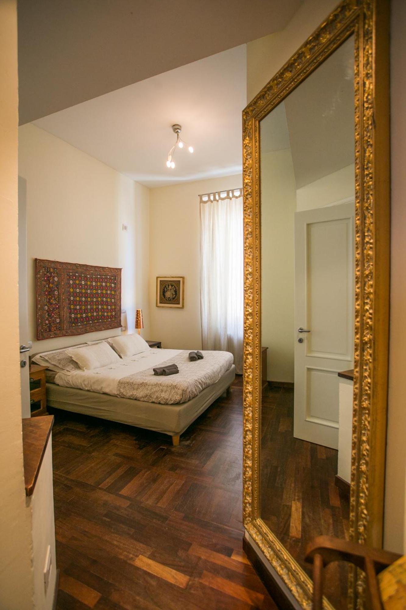 La Finestra Sul Mare B&B 利沃诺 外观 照片